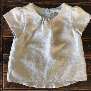 Beautiful gold and blue shirt.